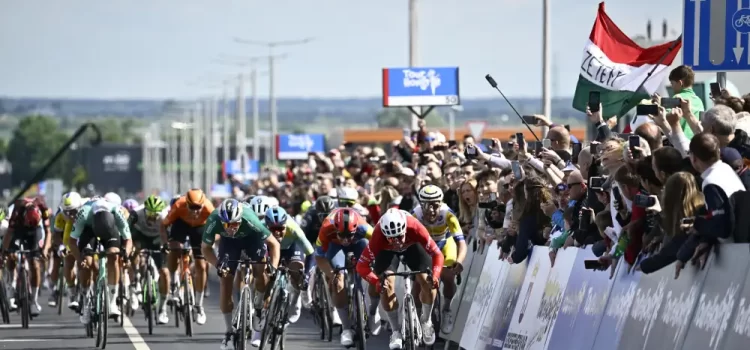 Dylan Groenewegen se impune în etapa a 4