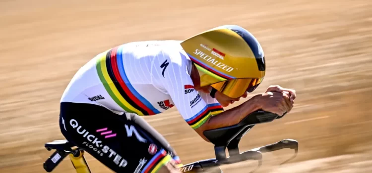 Remco Evenepoel Câștigă Contratimpul din Etapă a 5-a a Turului Franței 8 Remco Evenepoel Câștigă